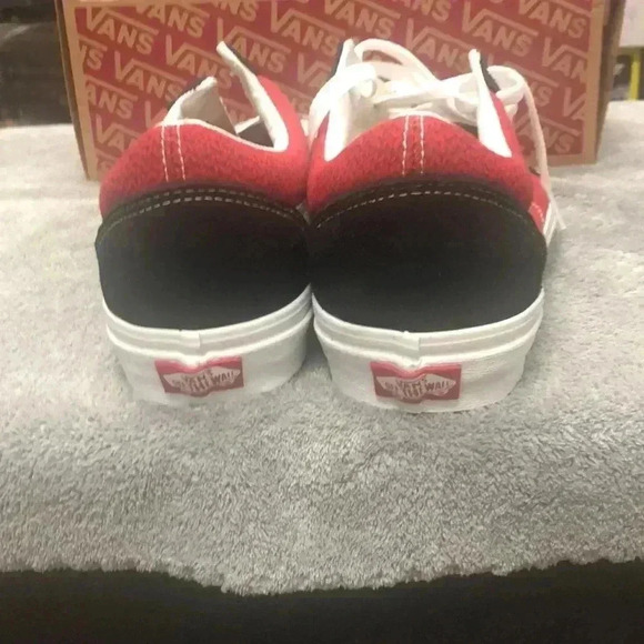 Vans old school sweater weather red/white mens size 10 NIB - Picture 4 of 4